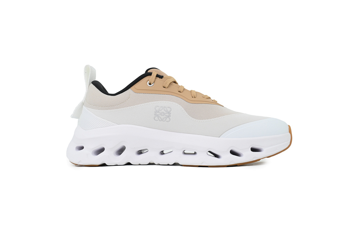 Cloudtilt White Brown