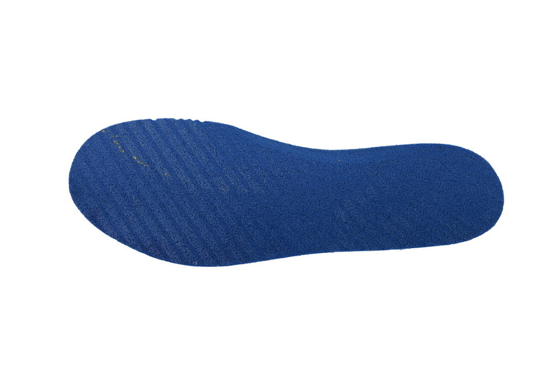 IH0587-700 Zoom Kobe 4 Protro 'CHBL'