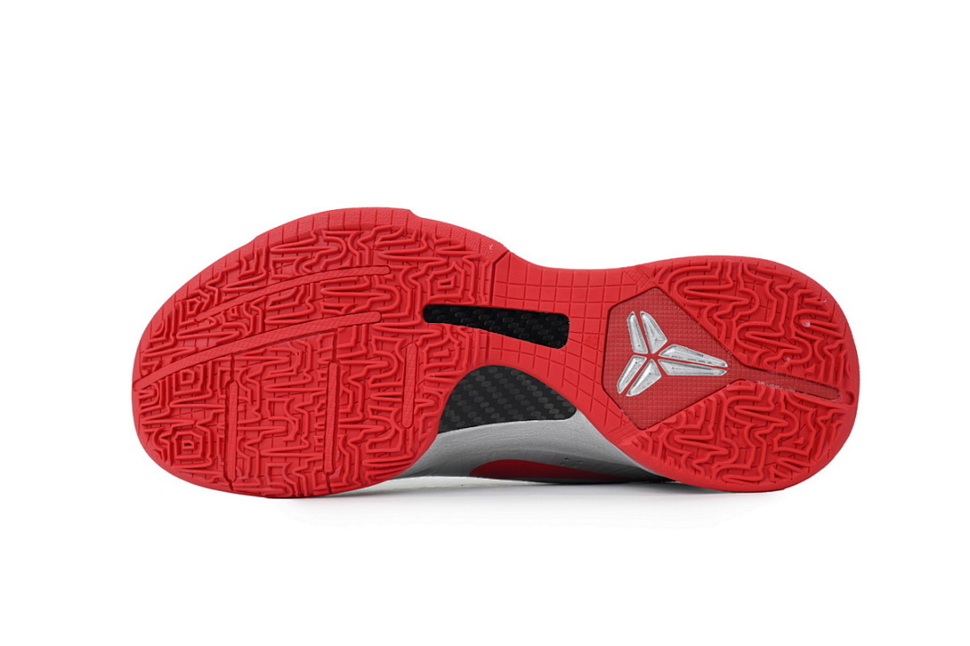 IV2712-001 Caitlin Clark x Nike Zoom Kobe 5 Protro 'Rookie of the Year'