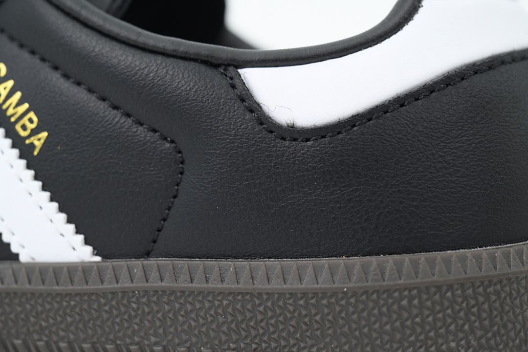 B75807 Adidas Samba OG 'Black Gum'