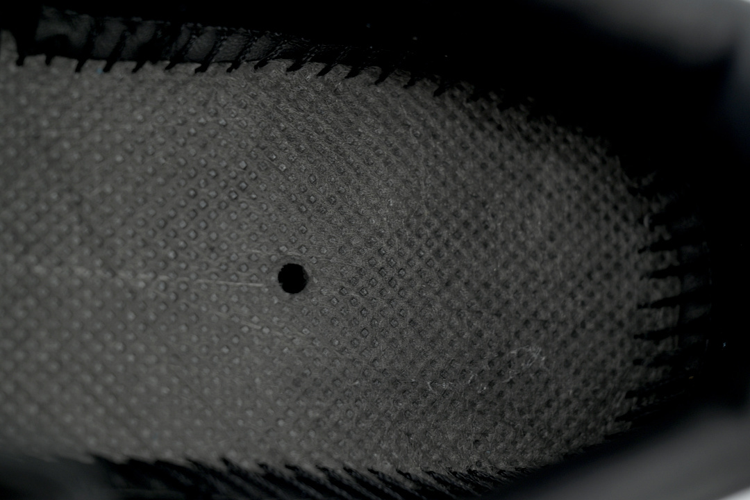 B75807 Adidas Samba OG 'Black Gum'