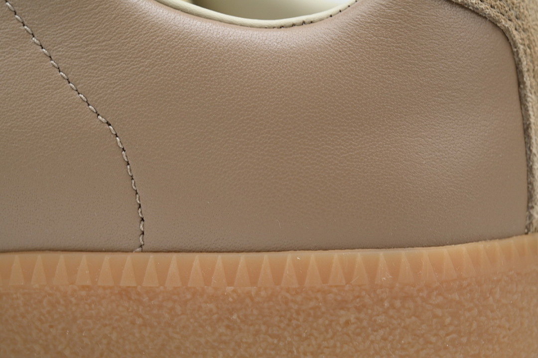 Maison Margiela Brown