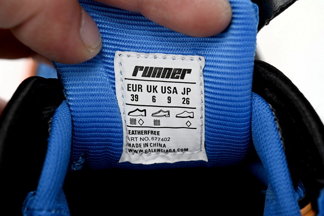677402 W3RB2 1120 Balenciaga Runner Blue Yellow Black