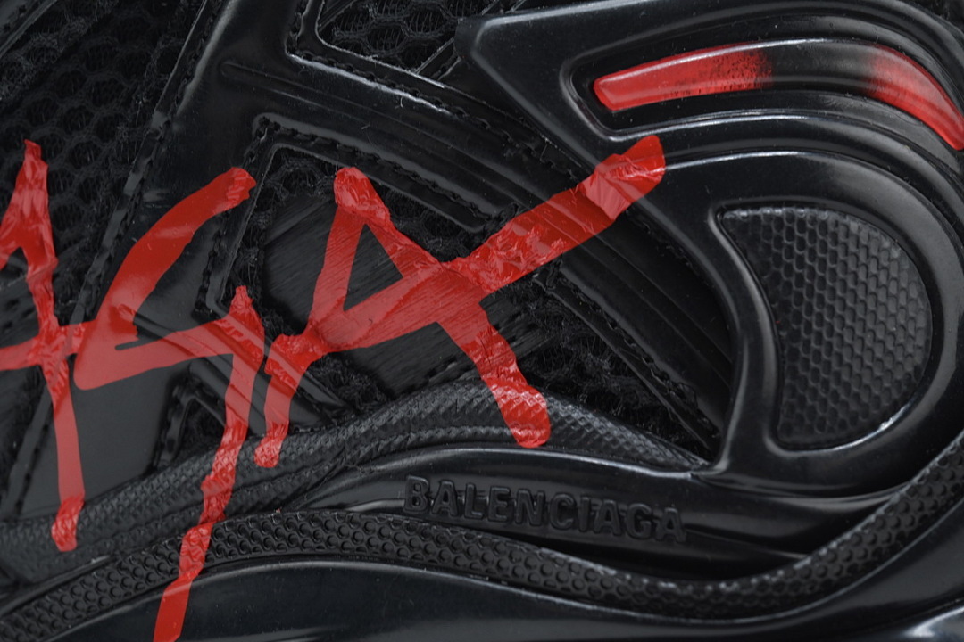 Balenciaga Runner Black And Red Characters