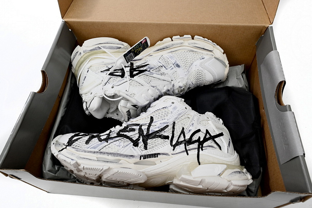 Balenciaga Runner White And Black Characters