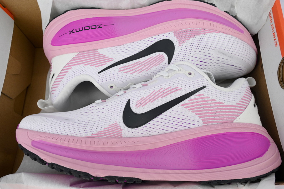 NIKE Vomero 18 'Summit White Elemental Pink'