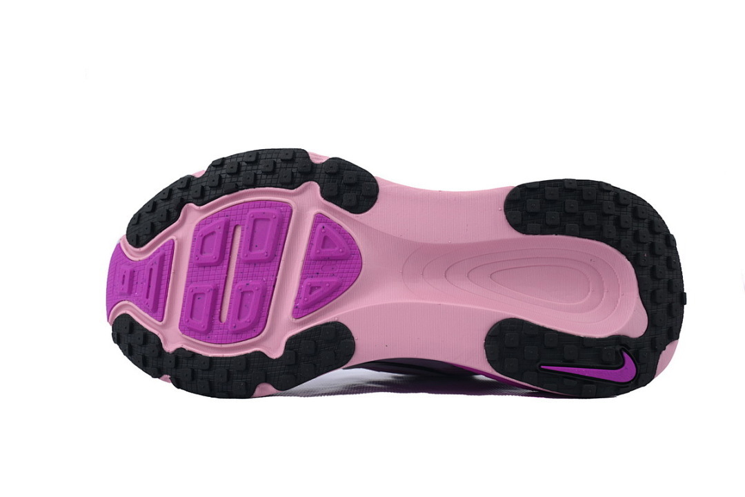 NIKE Vomero 18 'Summit White Elemental Pink'