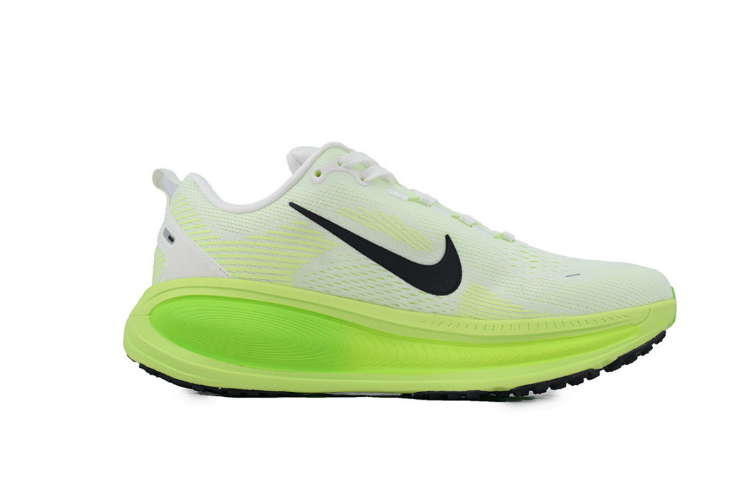 NIKE Vomero 18 Electric Green