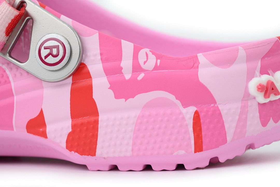 BAPE x Crocs Classic Clog BAPE x Crocs Classic Clog 'ABC Camo - pink'