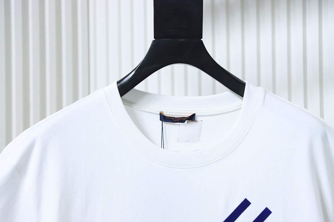 h140 001 Louis Vuitton 