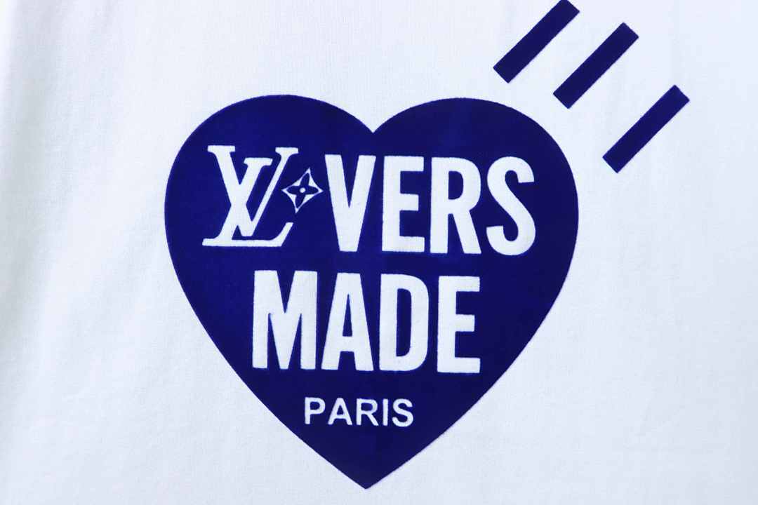 h140 001 Louis Vuitton 