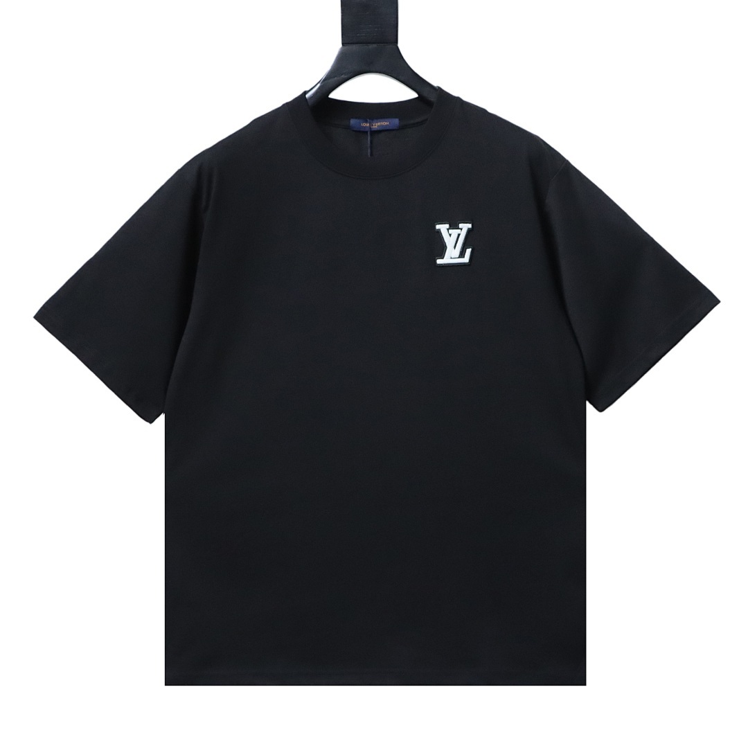 h130 012 Louis Vuitton