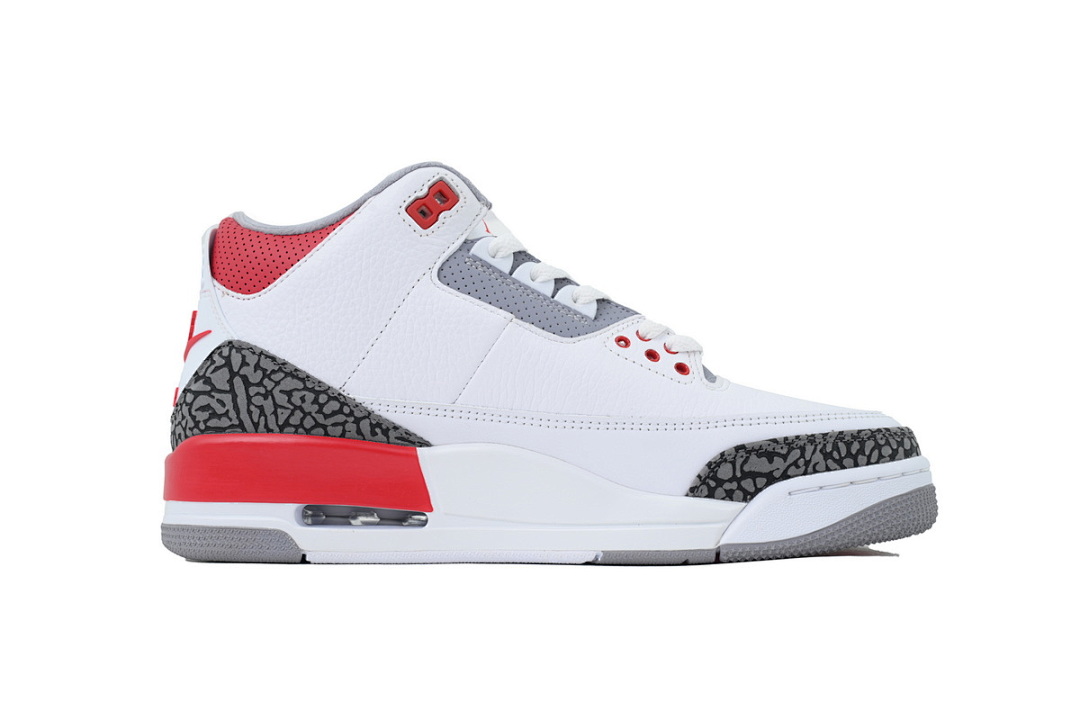 Air Jordan 3 OG “Fire Red”