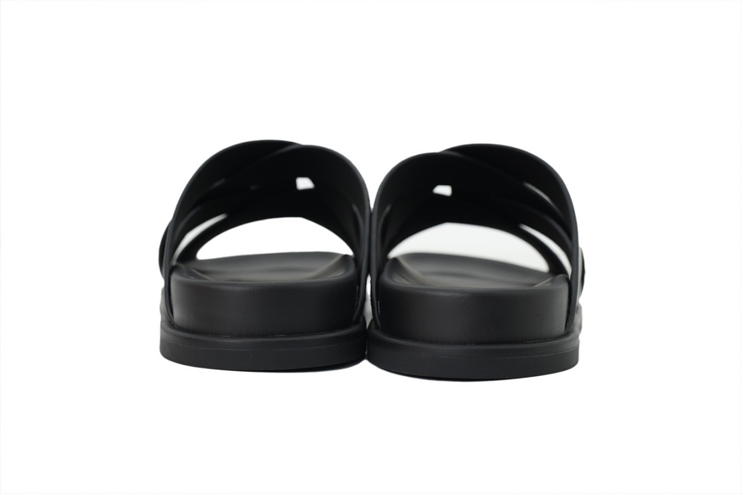 Hermès Flat Cross-Strap Sandals black