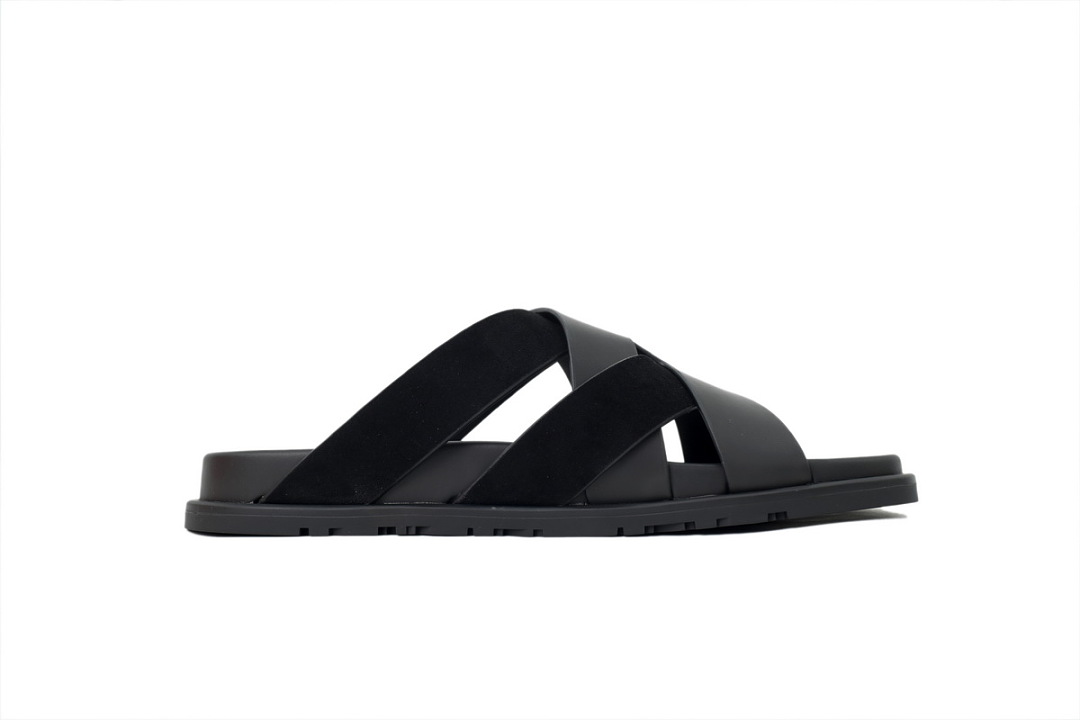 Hermès Flat Cross-Strap Sandals black