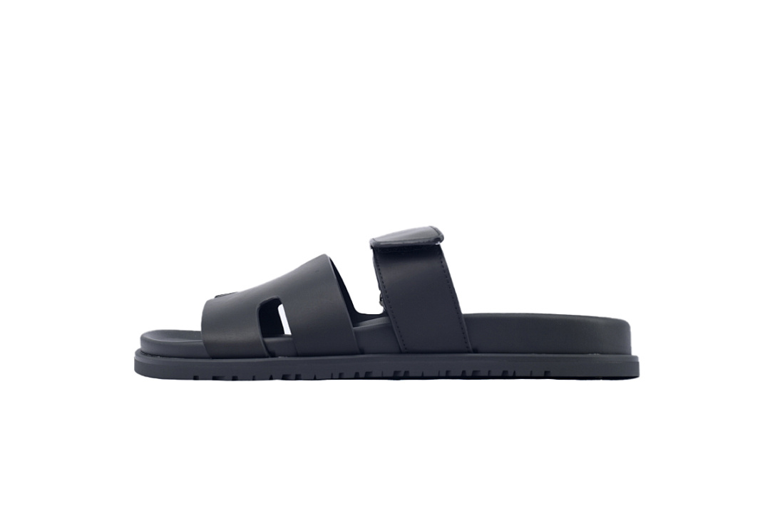 Hermès Flat Sandals all black 