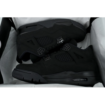 Air Jordan 4“Black Cat” 02