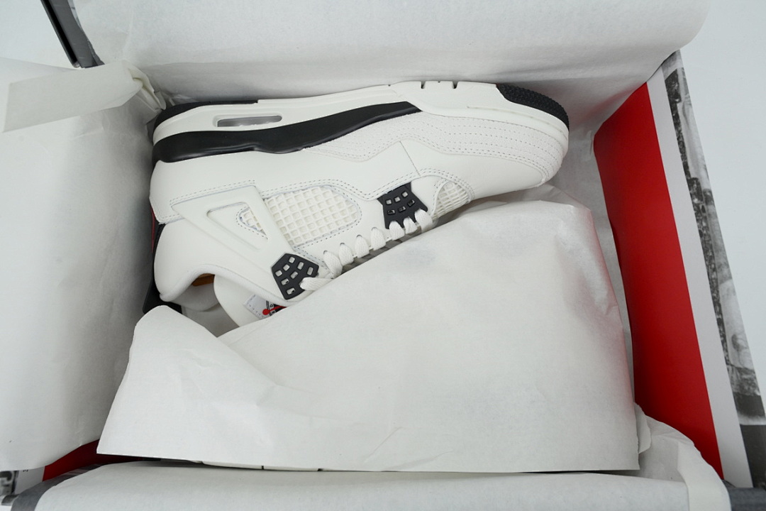 Air Jordan 4 Retro Club