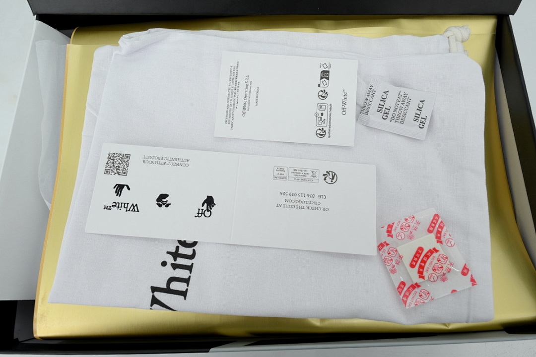 OFF-WHITE Out Of Powder Blue
