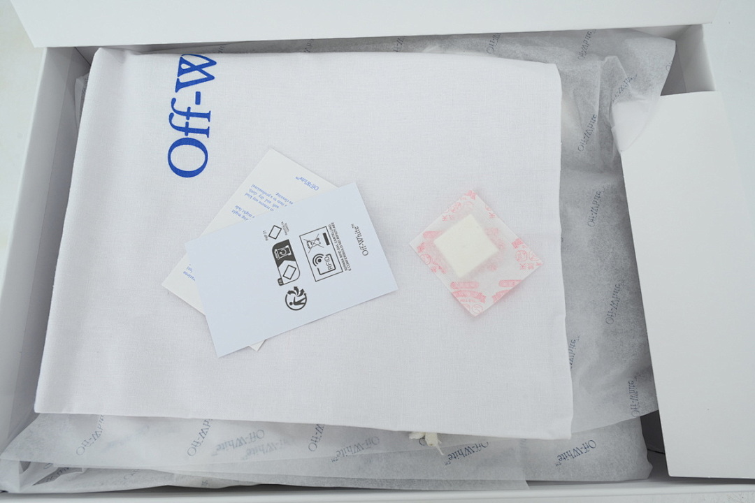 OMIA190F 23FAB00 10106 OFF-WHITE ODSY White