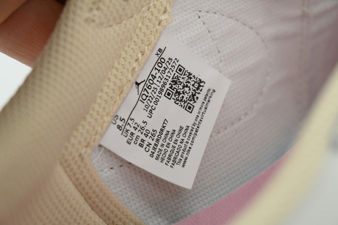 Travis Scott x Air Jordan 1 Retro Low OG 'Muslin Pink'