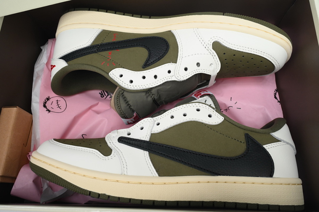 Travis Scott x Air Jordan 1 Low OG SP 'Medium Olive'