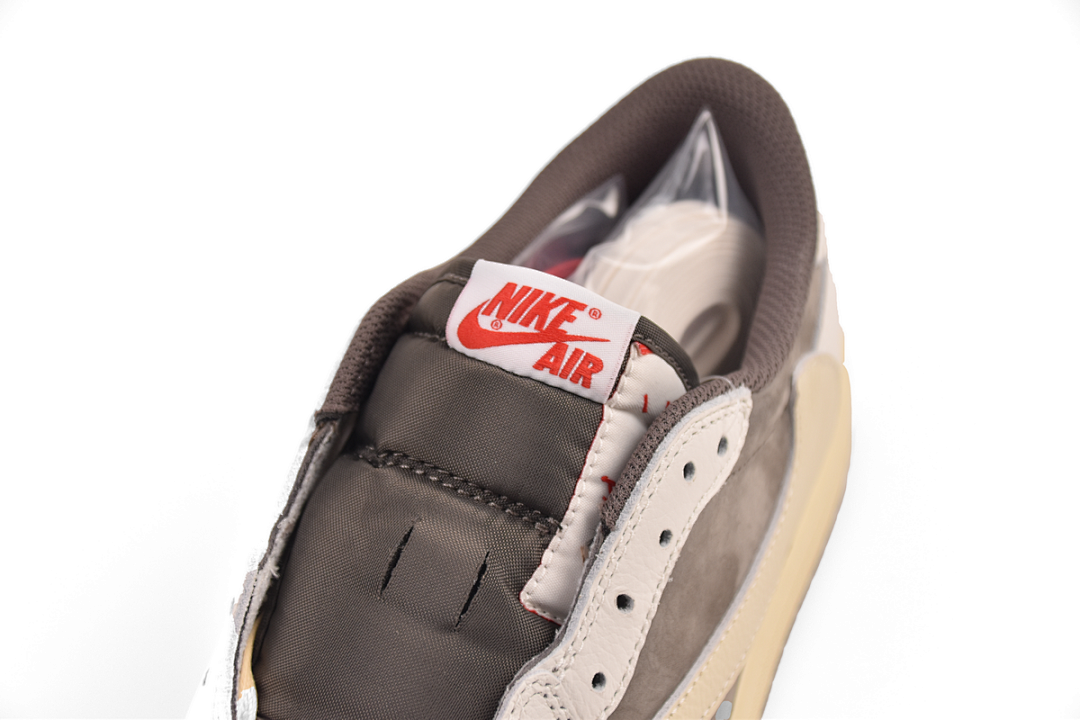 Travis Scott x Air Jordan 1 Low White Brown Barb