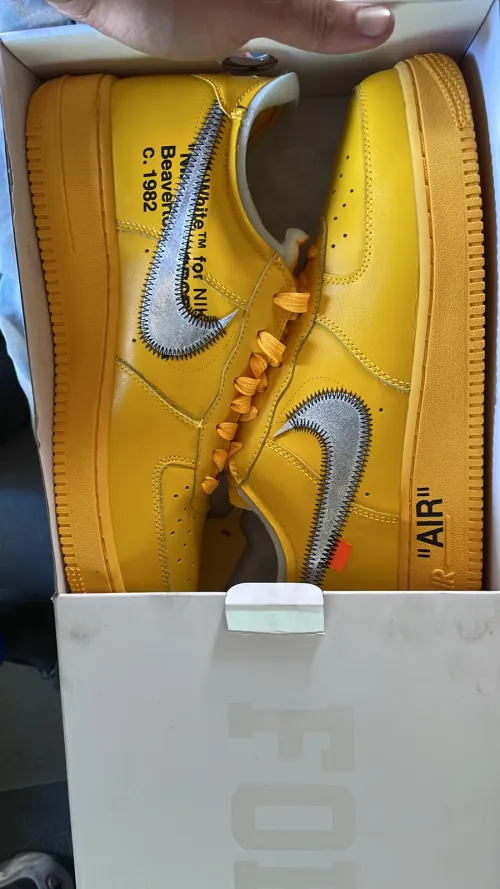 Off-White x Nike Air Force 1 Low University Gold review Wxeimn