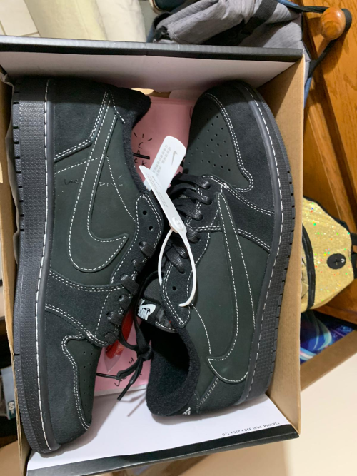 Travis Scott x Air Jordan 1 Low OG SP Black Phantom review 