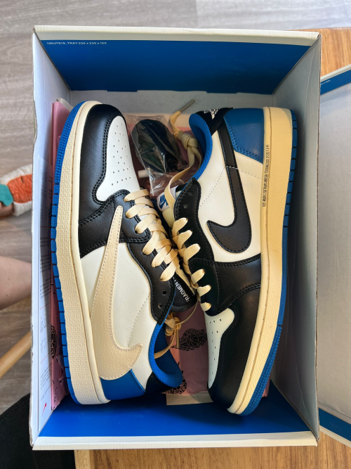 Travis Scott x Fragment Design x Air Jordan 1 Low review 