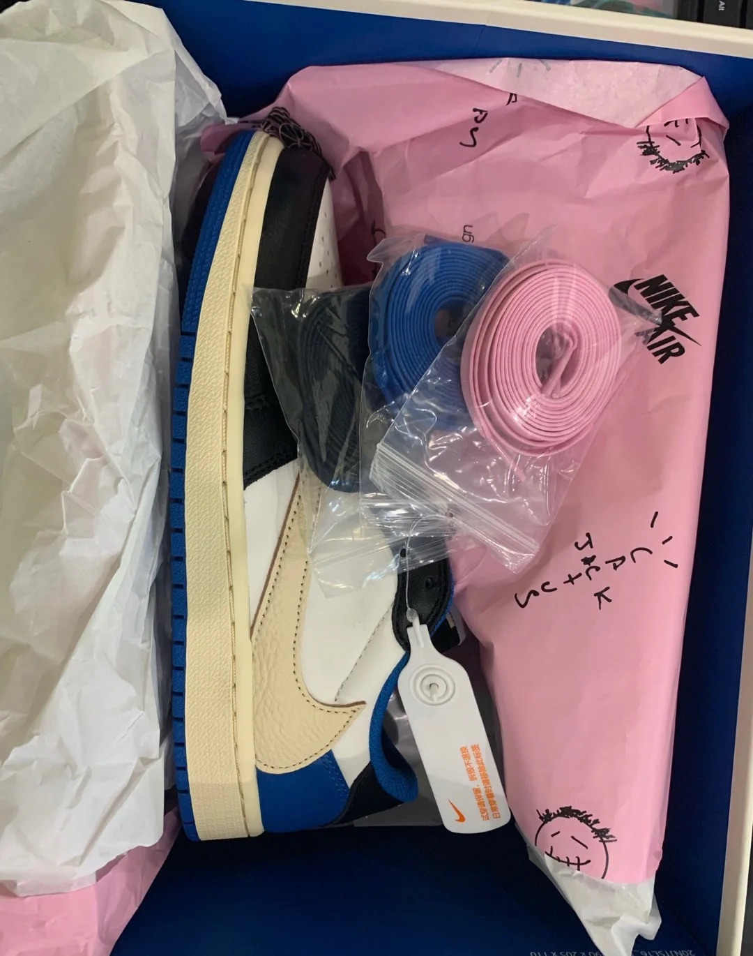 🔥Travis Scott x Fragment Design x Air Jordan 1 Low review Die Schuhe sind suppi 02