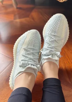 Adidas Yeezy 350 Boost V2 "Cloud White" review Rtyuyju
