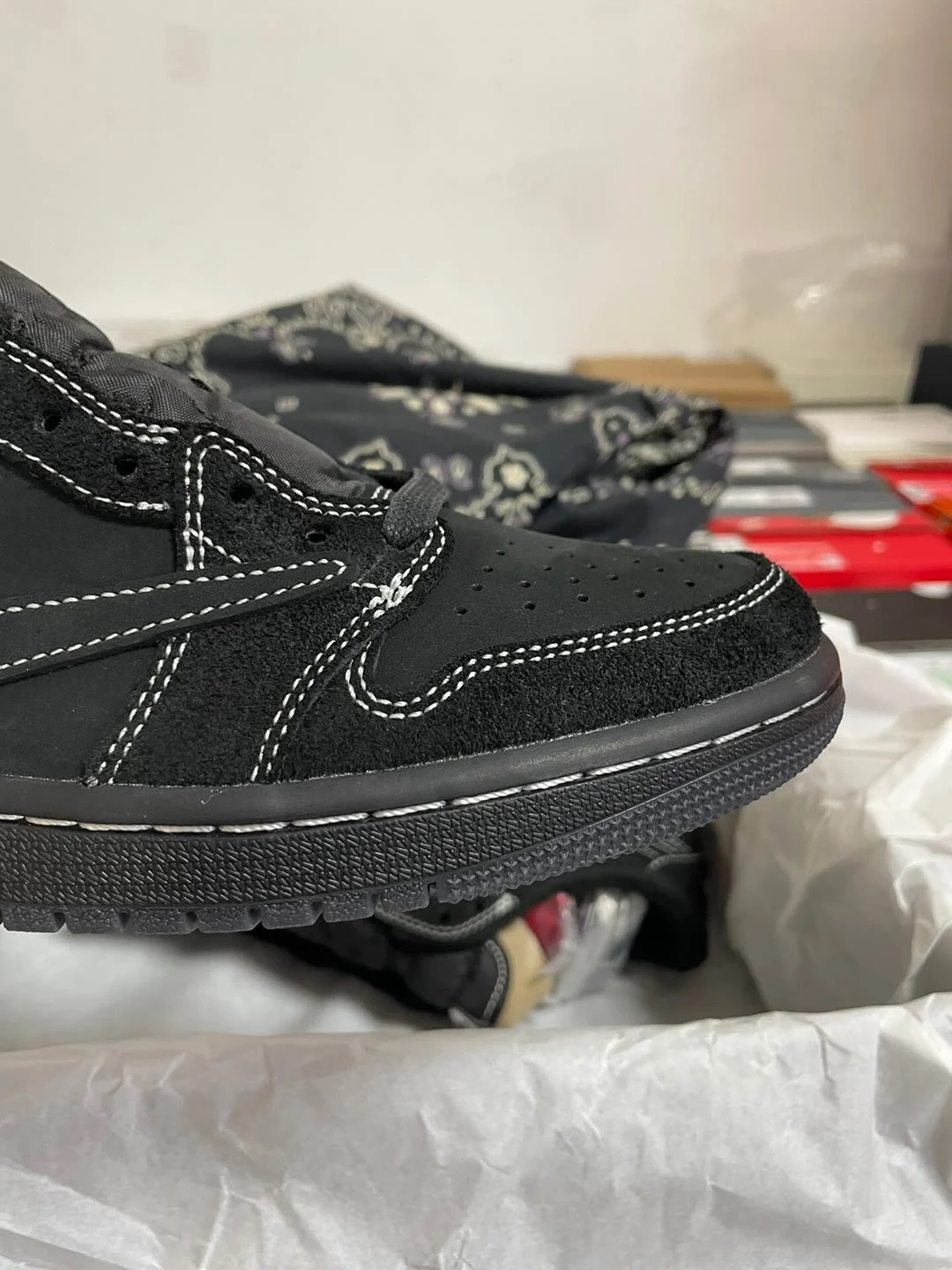 🔥 Travis Scott x Air Jordan 1 Low Black Phantom review Michelle Leuchtner 03