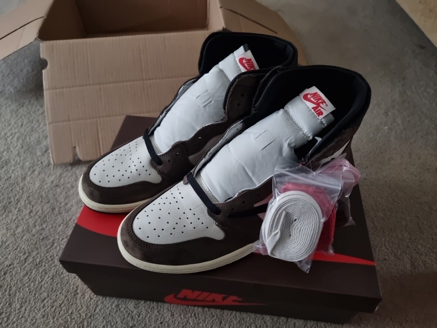  Travis Scott x Air Jordan 1 High OG TS SP review Colin David 03