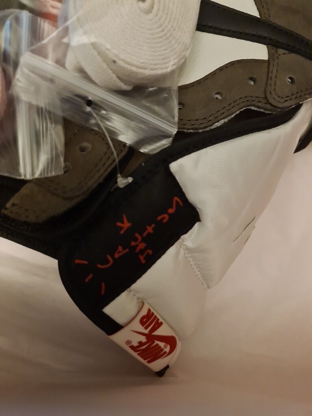  Travis Scott x Air Jordan 1 High OG TS SP review Willie E Walker 01