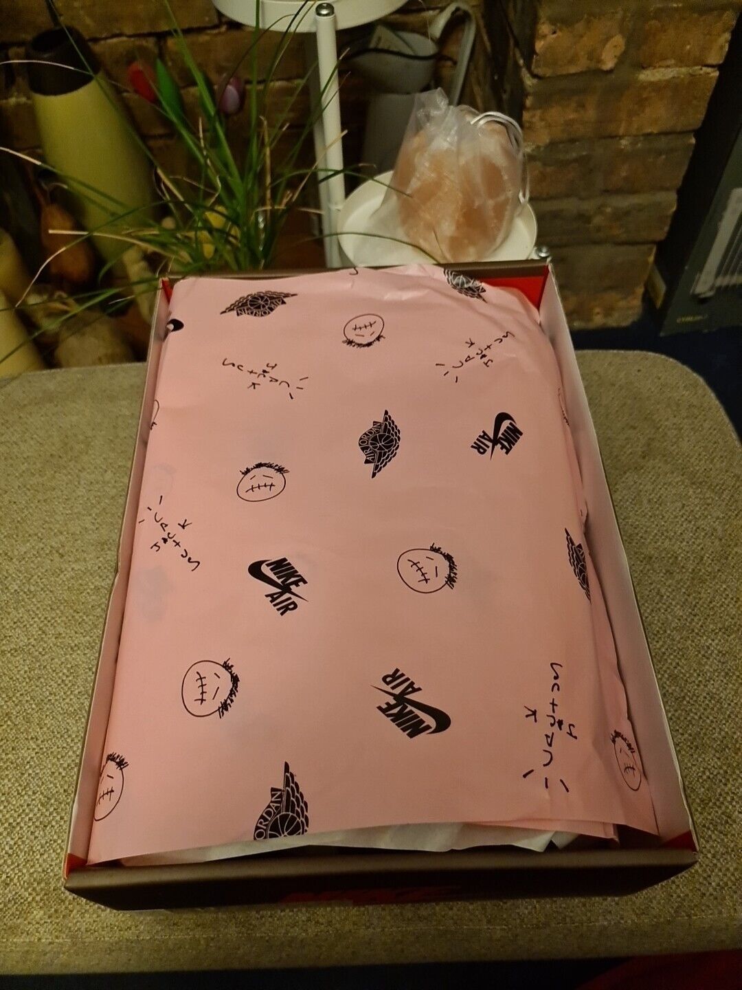  Travis Scott x Air Jordan 1 High OG TS SP review Willie E Walker 02