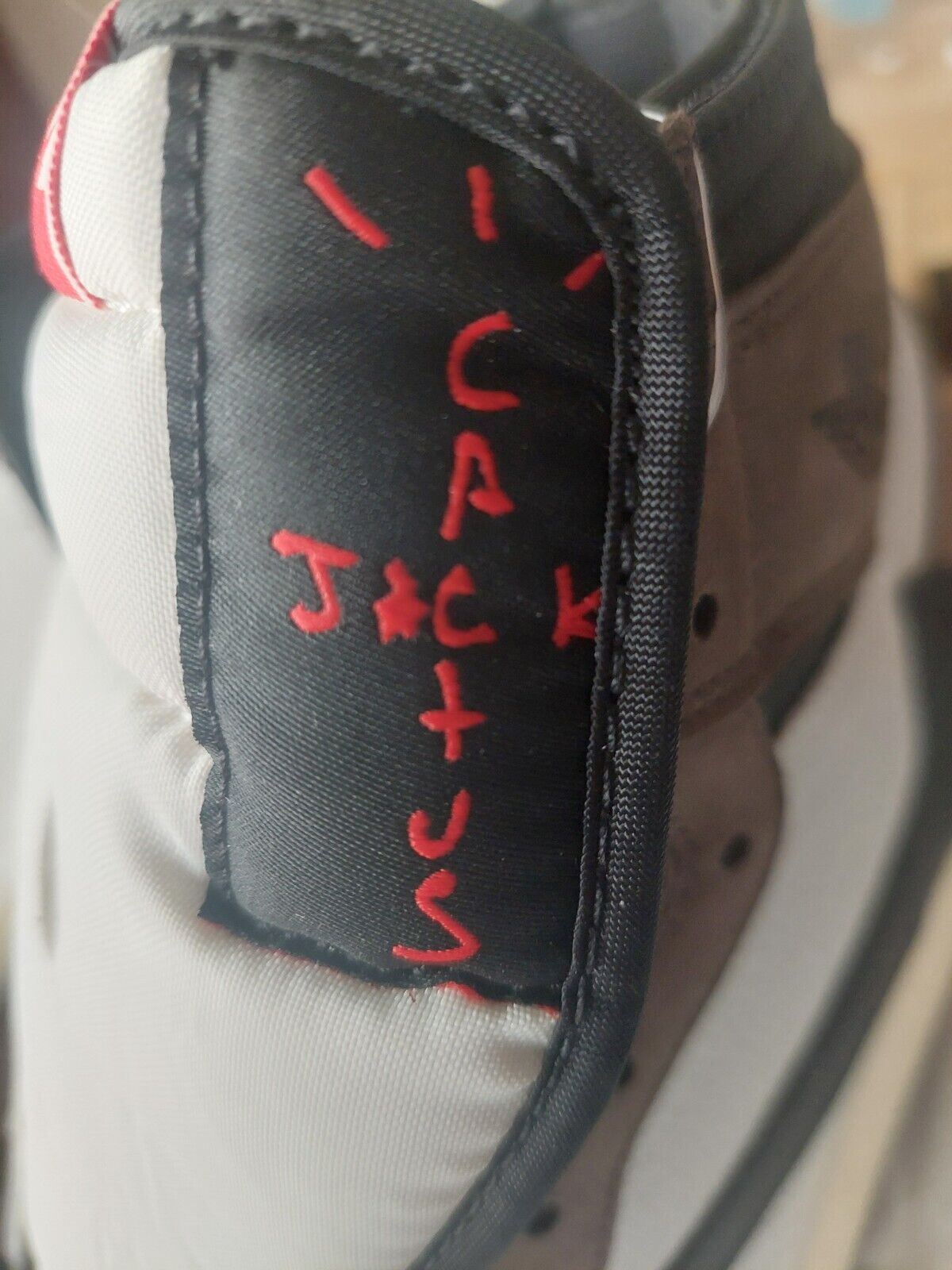  Travis Scott x Air Jordan 1 High OG TS SP review Grey Smothermon 04