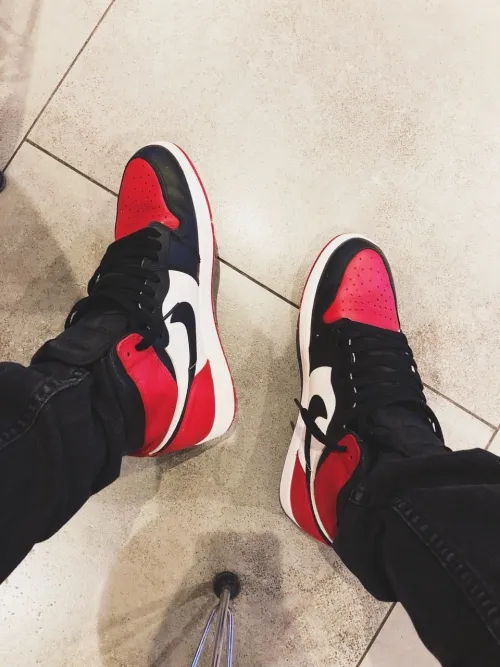 Air Jordan 1 High OG“Bred Toe” review 
