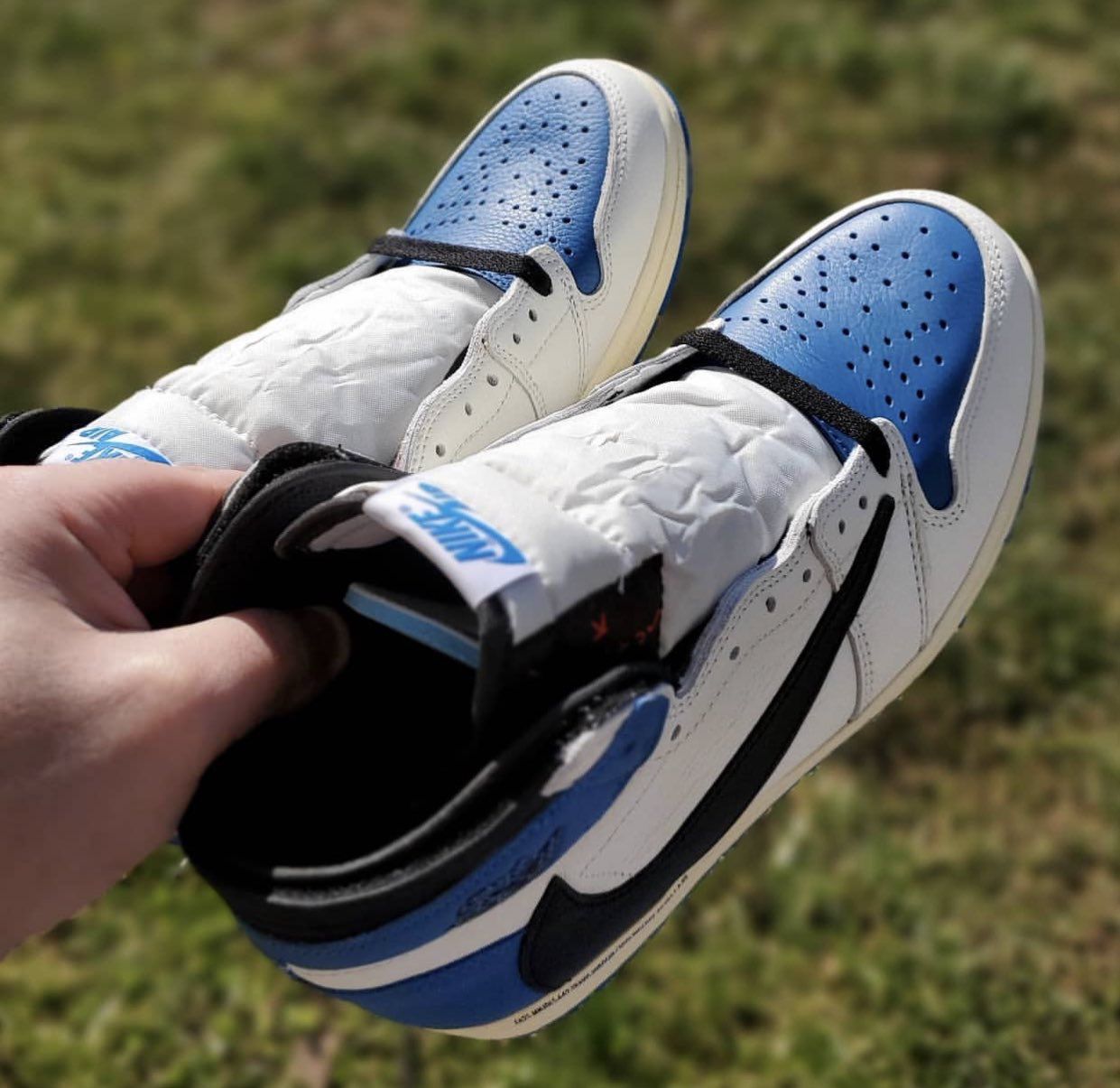 Fragment x Travis Scott x Air Jordan 1 High OG Military review Nelsa Almanza