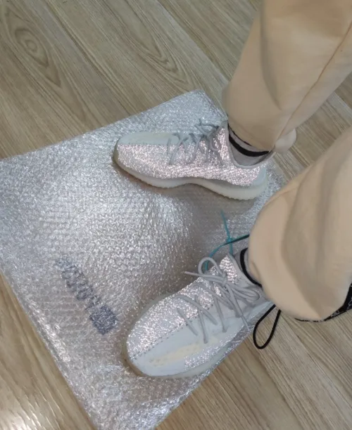 Adidas Yeezy Boost 350 V2 Cloud White Reflective review 