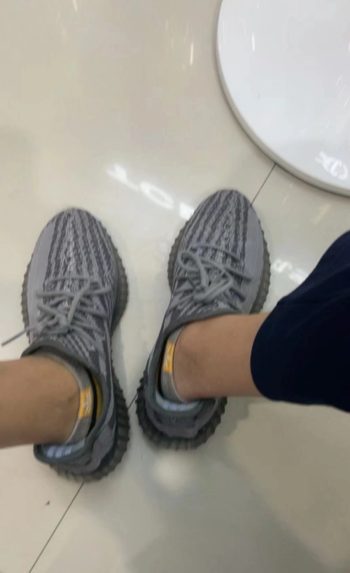 Adidas Yeezy Boost 350 V2 Beluga 2.0 review 