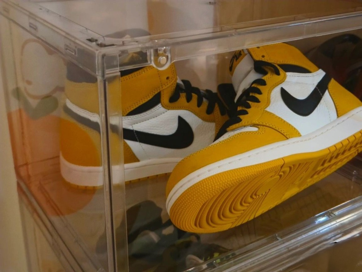  Air Jordan 1 High OG “Yellow Ochre” review Mike Wellington 02