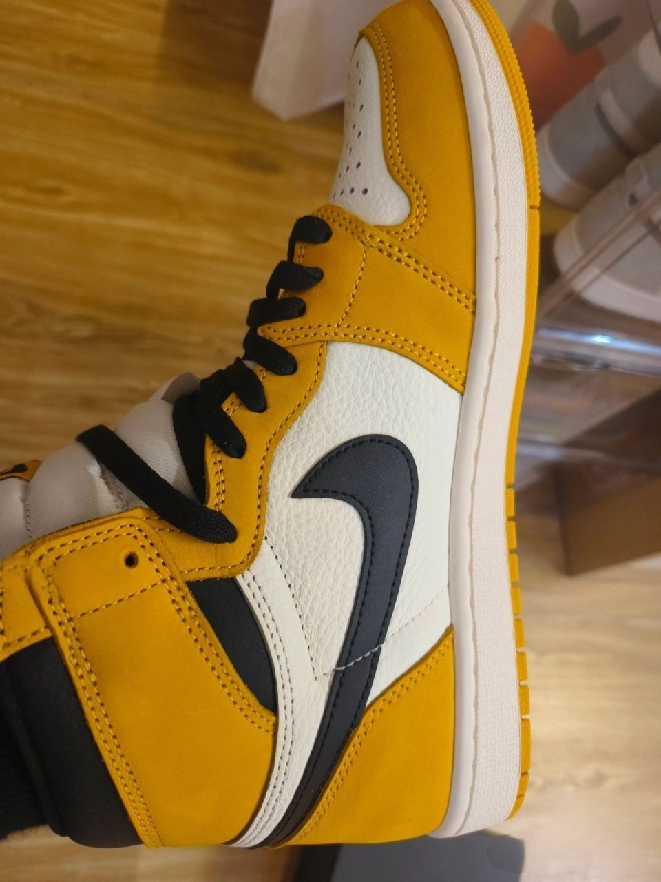  Air Jordan 1 High OG “Yellow Ochre” review Mike Wellington 04