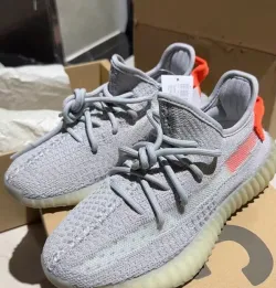 Adidas Yeezy Boost 350 V2 Tail Light review reel 03