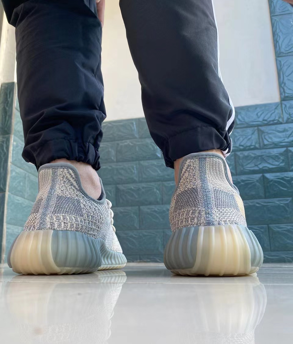Adidas Yeezy Boost 350 V2 Israfil review Amide 01
