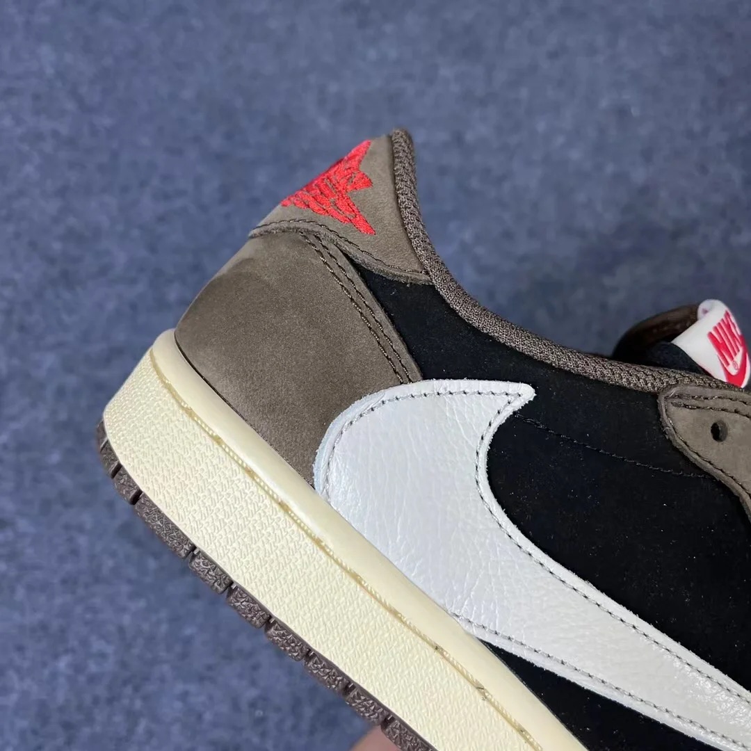 🔥 Travis Scott x Air Jordan 1 Low OG SP-T review Noah 02