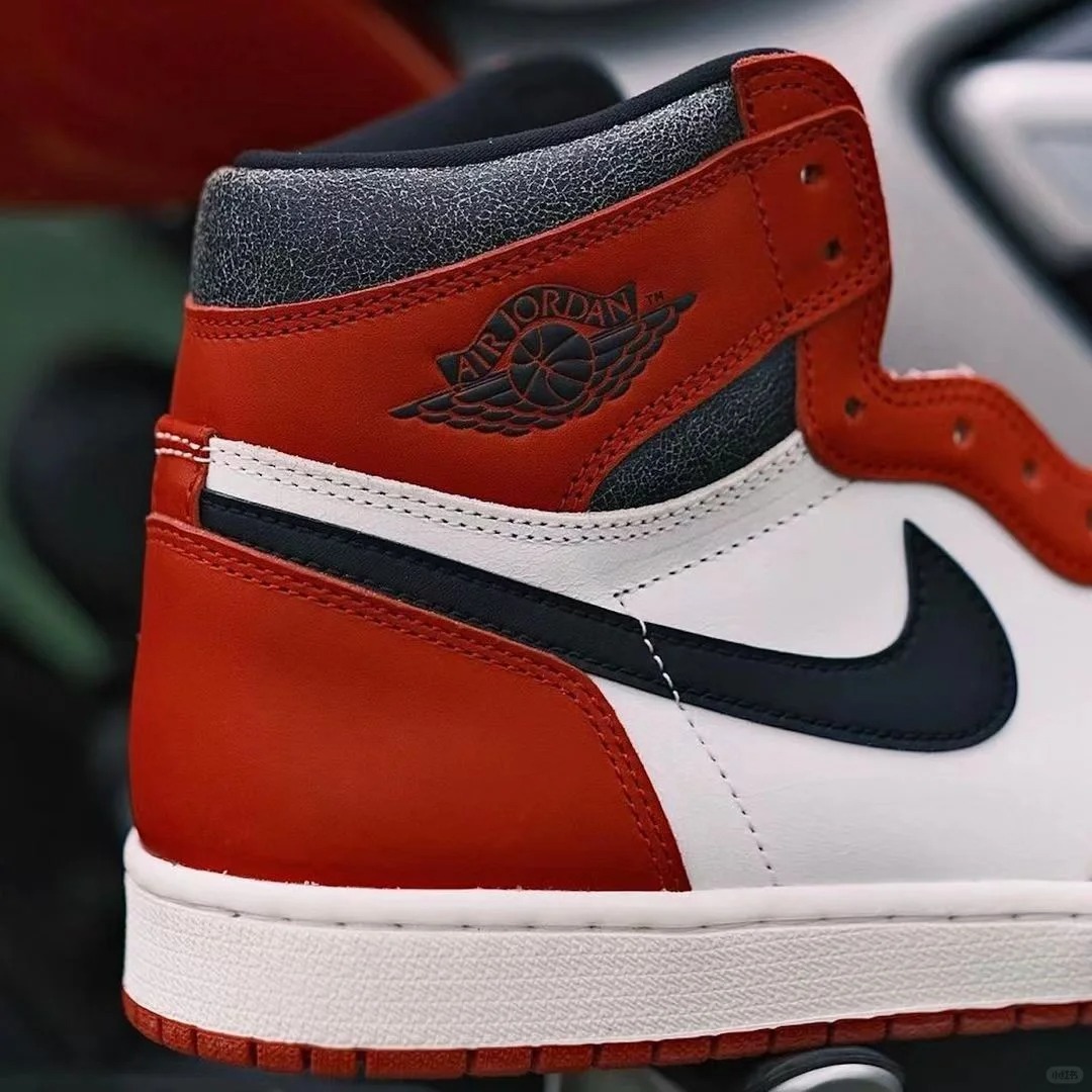 Air Jordan 1 High OG Chicago Reimagined review Eric H 02