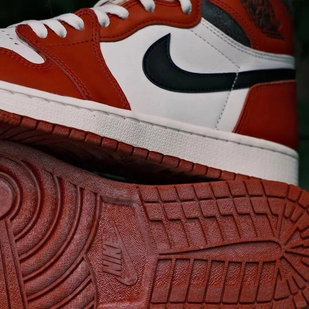 Air Jordan 1 High OG Chicago Reimagined review Eric H 03