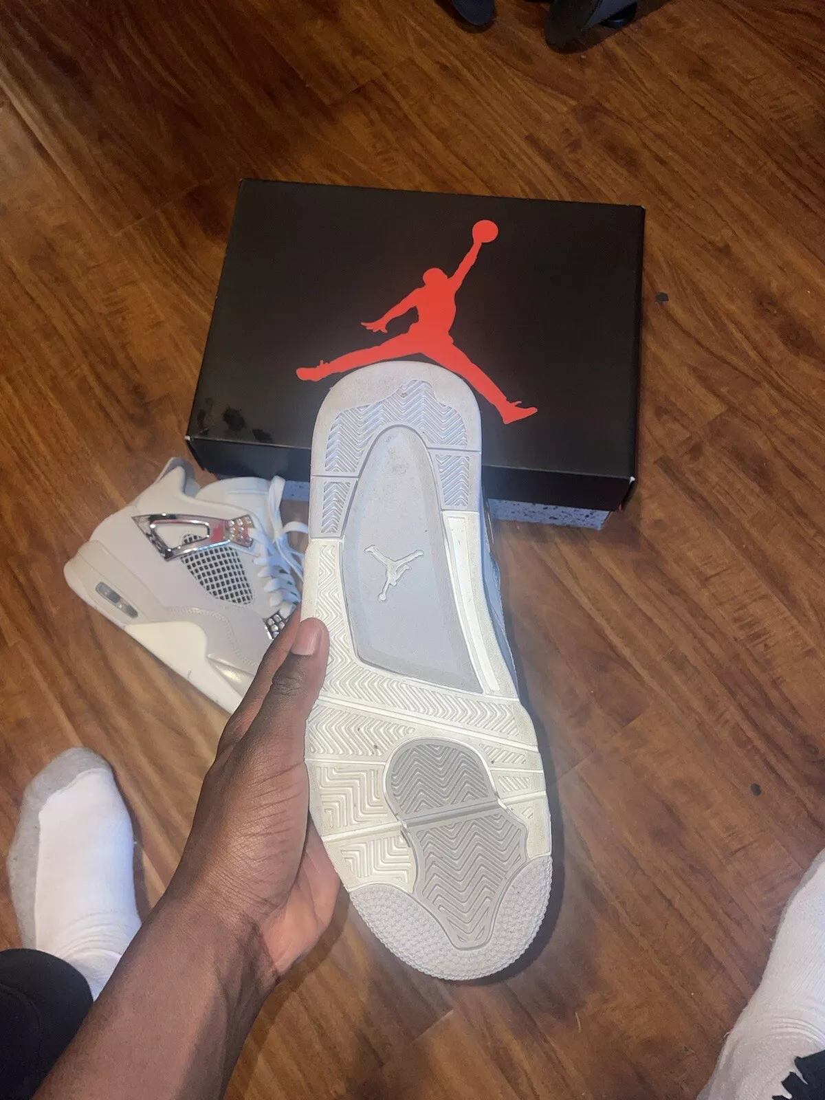 DJ Batch Air Jordan 4 WMNS “Frozen Moments” review Tara P 03