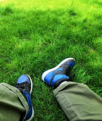  Air Jordan 1 Retro Royal review Elena 02